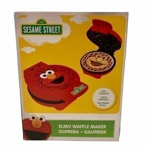 NIB. SESAME STREET Elmo Waffle Maker